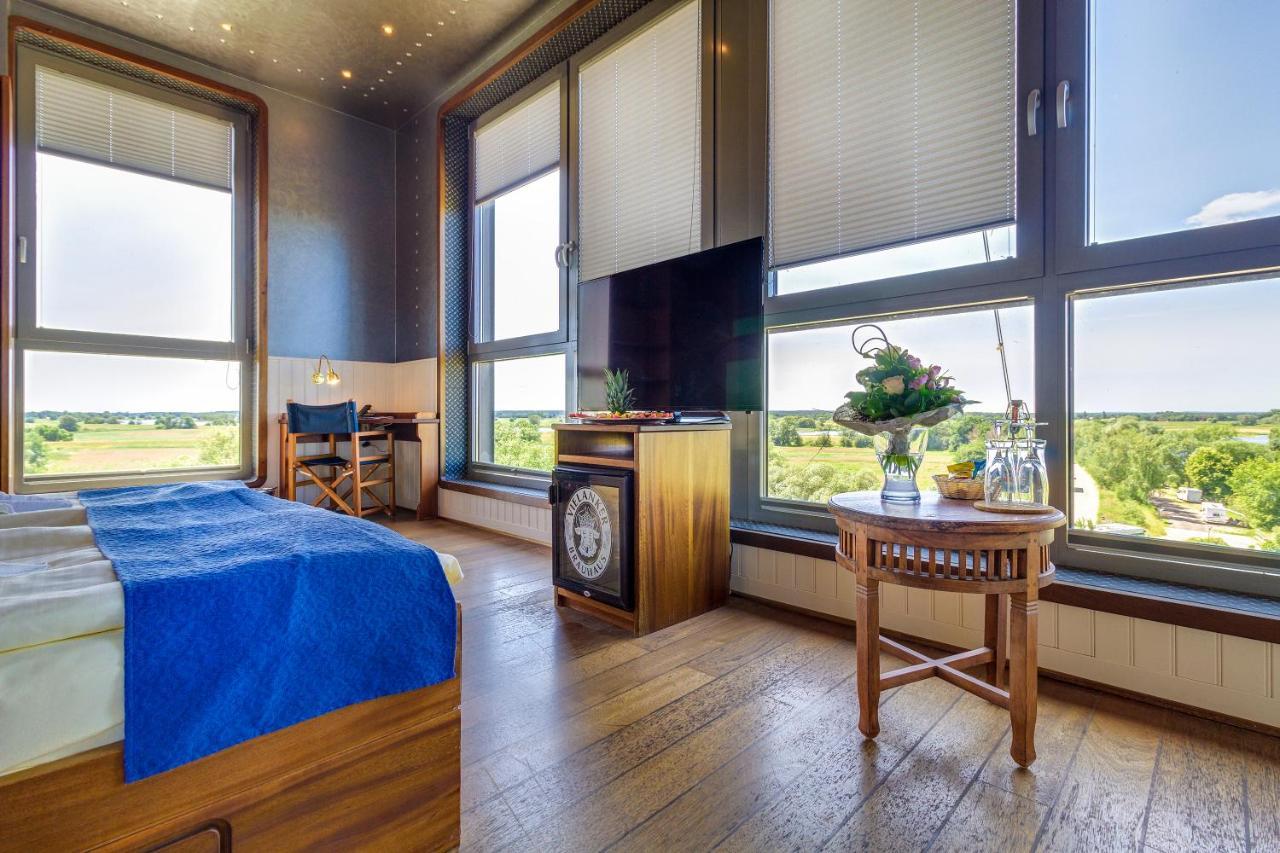 Hotel Doemitzer Hafen ภายนอก รูปภาพ