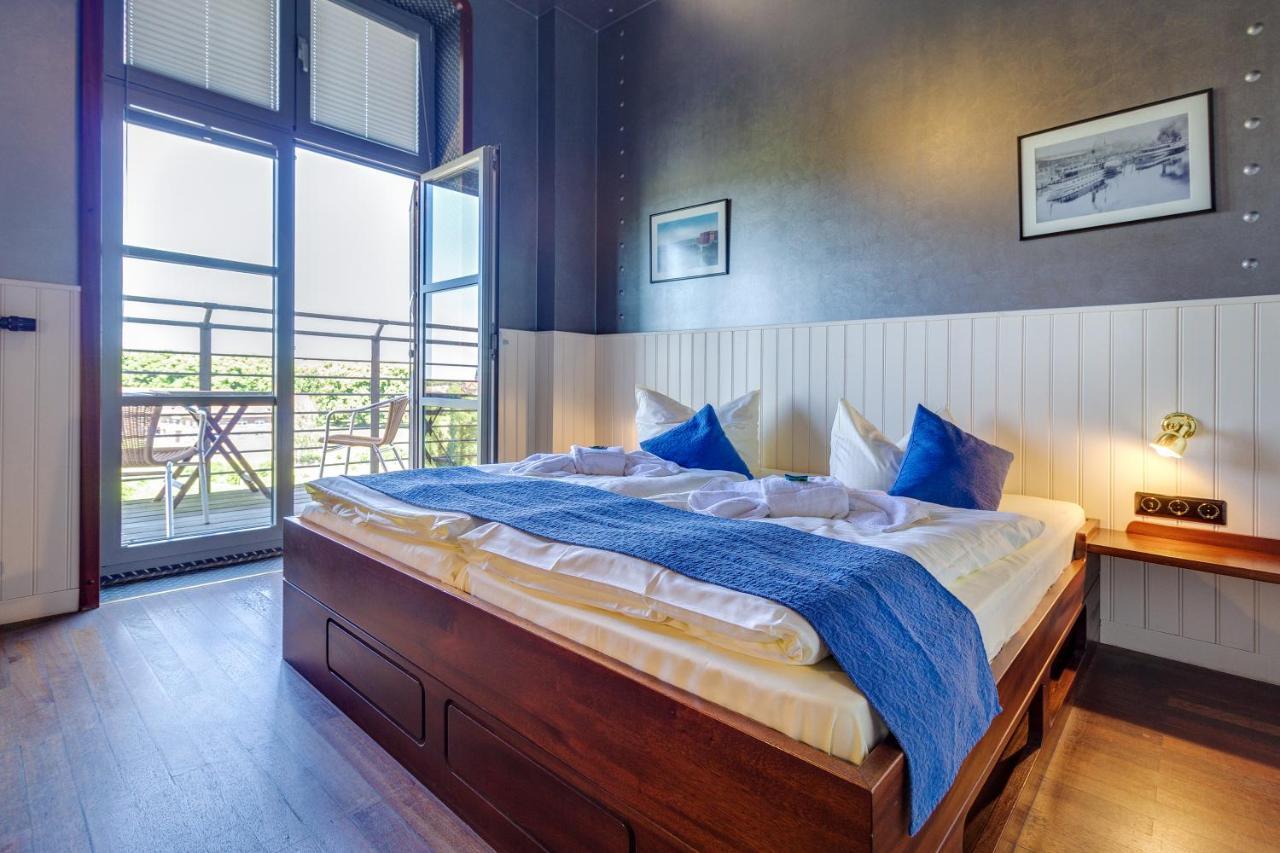 Hotel Doemitzer Hafen ภายนอก รูปภาพ