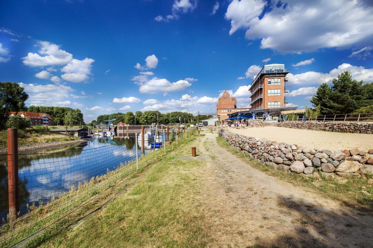Hotel Doemitzer Hafen ภายนอก รูปภาพ