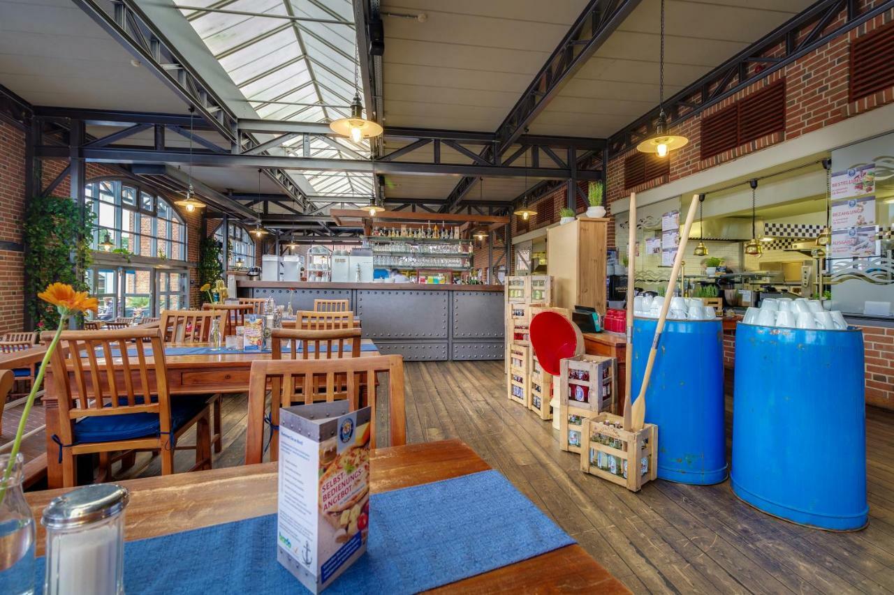 Hotel Doemitzer Hafen ภายนอก รูปภาพ